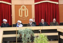 نشست مشترک جمعی از اساتید حوزه و دانشگاه به مناسبت سالروز وحدت حوزه و دانشگاه 